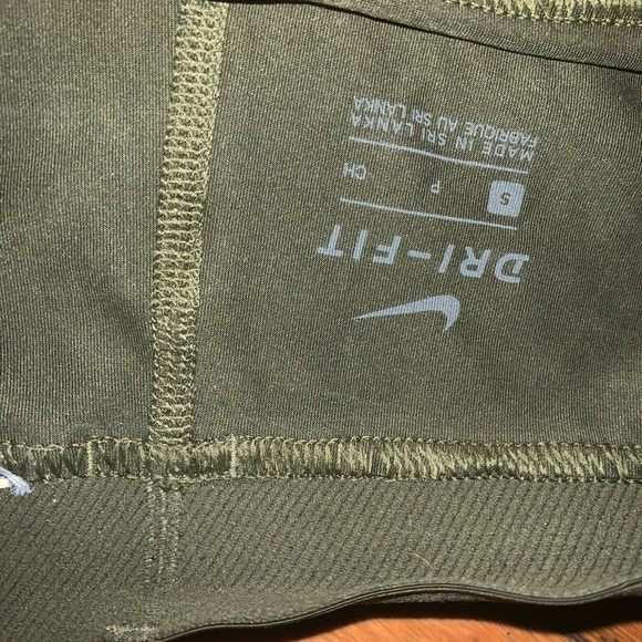 Nike shorts - Picture 2 of 2